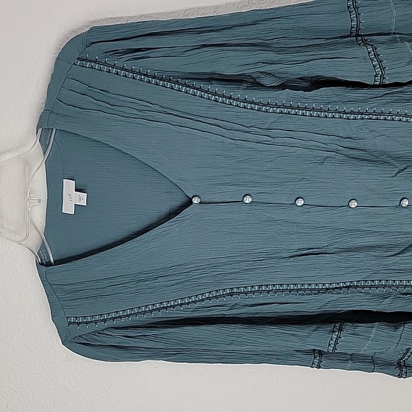 J. Jill embroidered pintucked tunic in blue spruce multi size medium - Picture 5 of 12